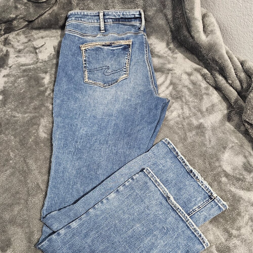 Women's Silver Jeans Avery Slim Bootcut Size 20/33